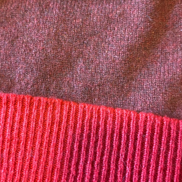 Mackie red and burgundy Maidens 100% lambswool tuque made in Scotland NWT - Picture 3 of 9